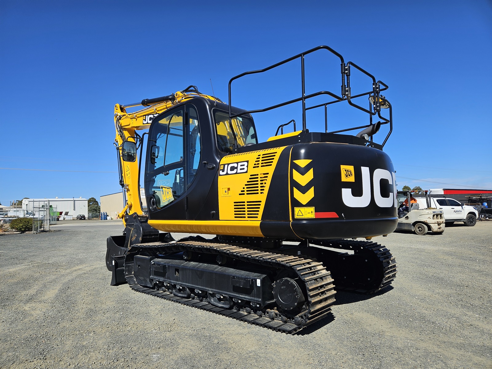 2023 2023 JCB JS130DLC excavator - new unit Excavator for sale